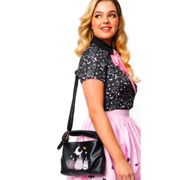 NWT Pusheen x Unique Vintage Halloween Witch Leatherette Purse Crossbody Bag - Picture 2 of 3